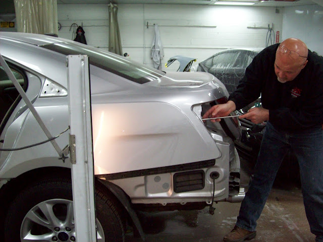 Why to Choose Paintless Dent Repair Over Auto Body Repair