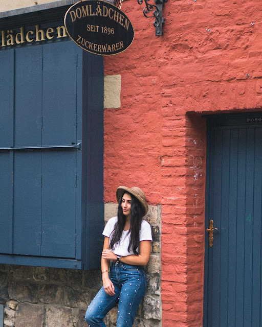 fashion, reserved, birkenstock, blog, blogger, outfit, ootd, stylee, look, vanessa worth, inspiration, pearls, jeans mit perlen, mode blogger, aachen, köln, cologne