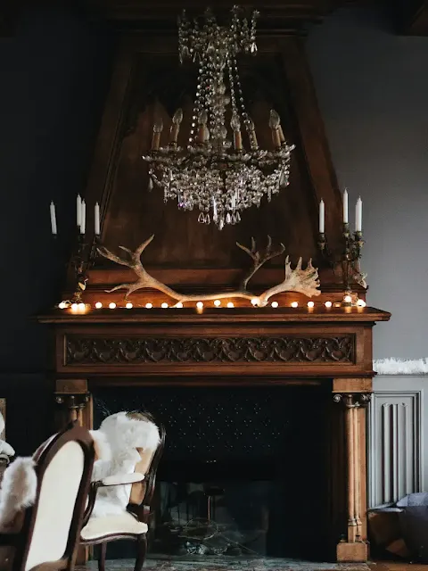 Lighting That Sets the Mood