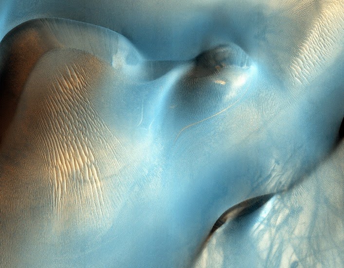 photos of the surface of mars by hiRISE4