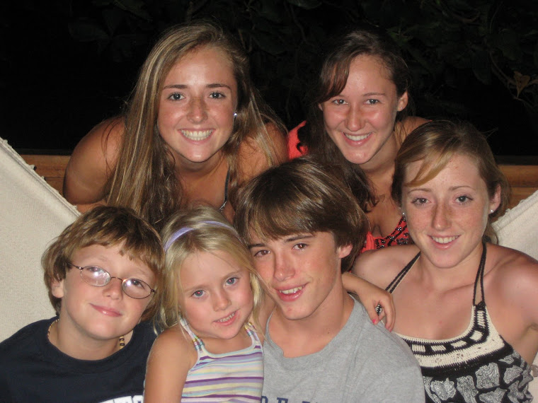 The Kittel Kids and Aliciia - Christmas