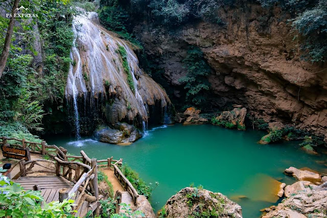 Ko Luang Waterfall is very beautiful