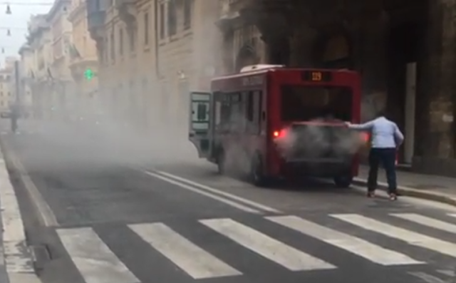 Roma, il giallo dei guasti ai minibus