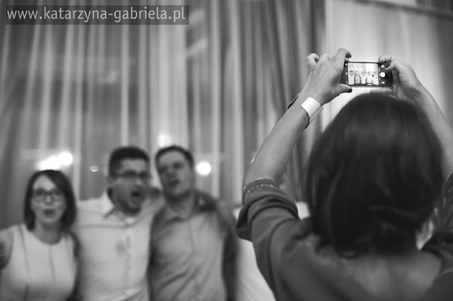 Sylwia i Tomek, artystyczna fotografia, Agawa Dębno, kościół św. Magdaleny, Dębno, Bochnia, fotografia ślubna, ceremonia, wesele,  fotograf ślubny Bochnia