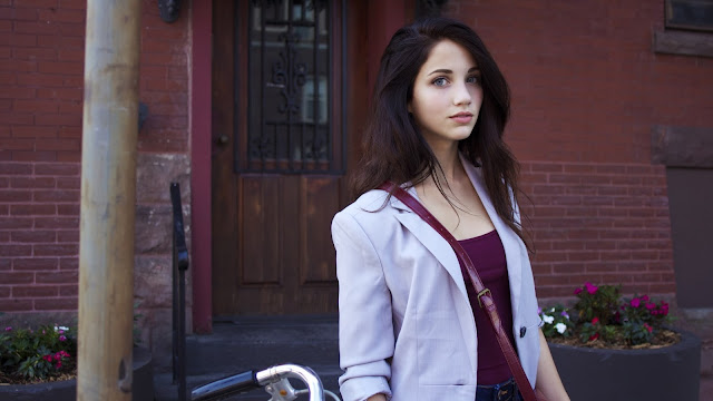 emily rudd very nice hot HD wallpapers