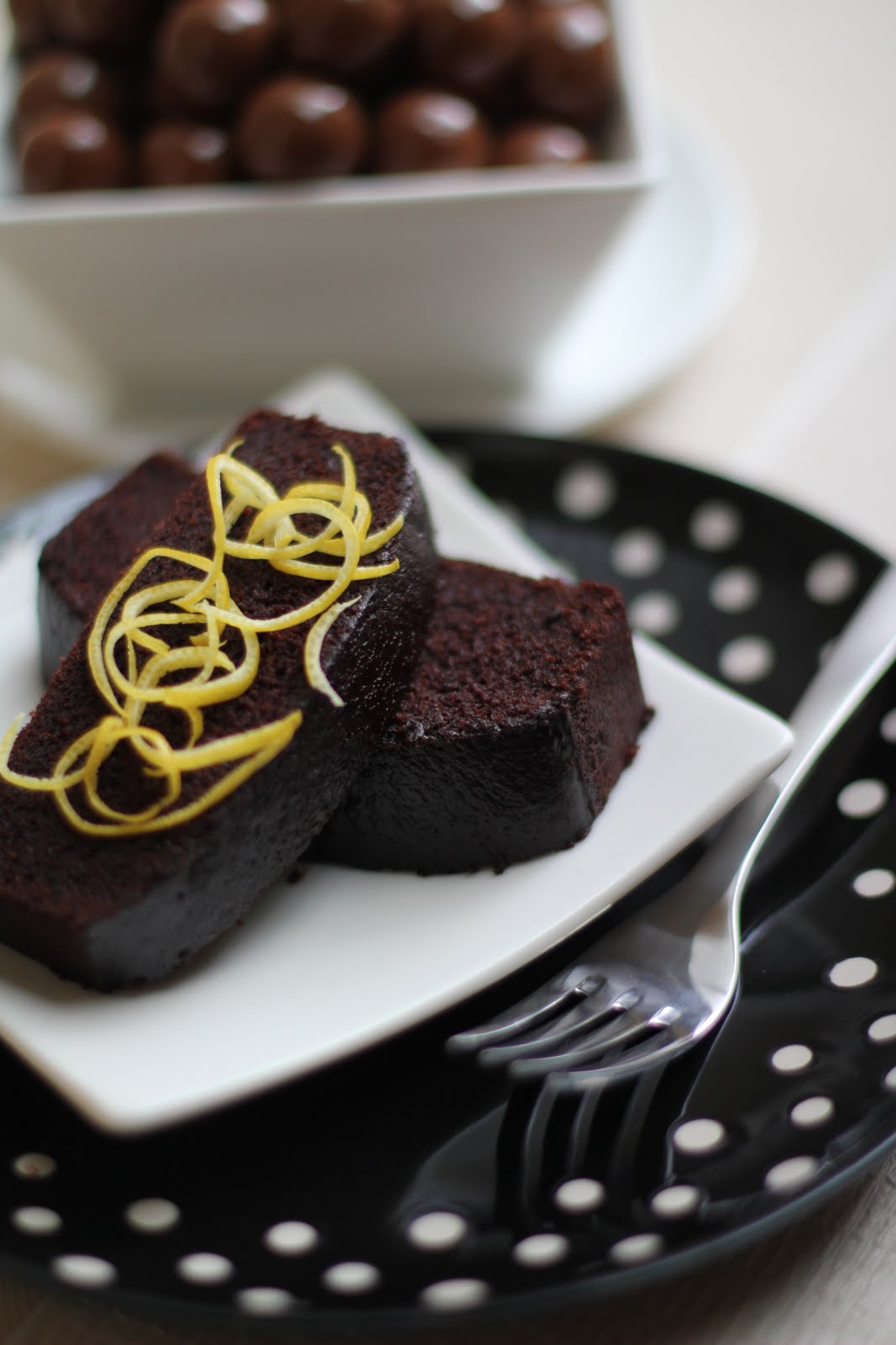 Masam manis: SUPER MOIST EGGLESS CHOCOLATE CAKE