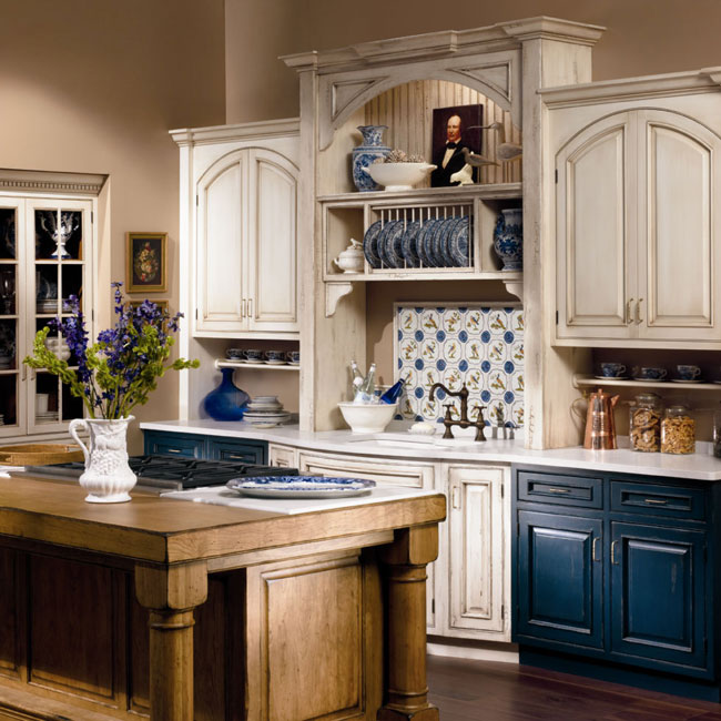 Traditional Kitchen Colors