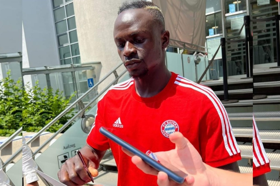 Sadio Mane joins Bayern Munich from Liverpool