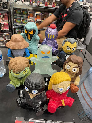 NYCC 2022 Handmade By Robots Vinyl Figures 12