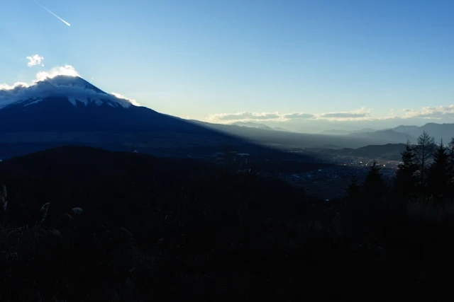 山梨百名山・竜ヶ岳頂上からの景色