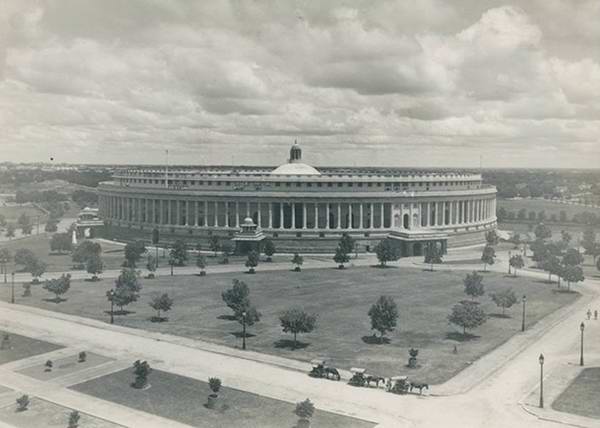 Old India Photos - Indian Parliament