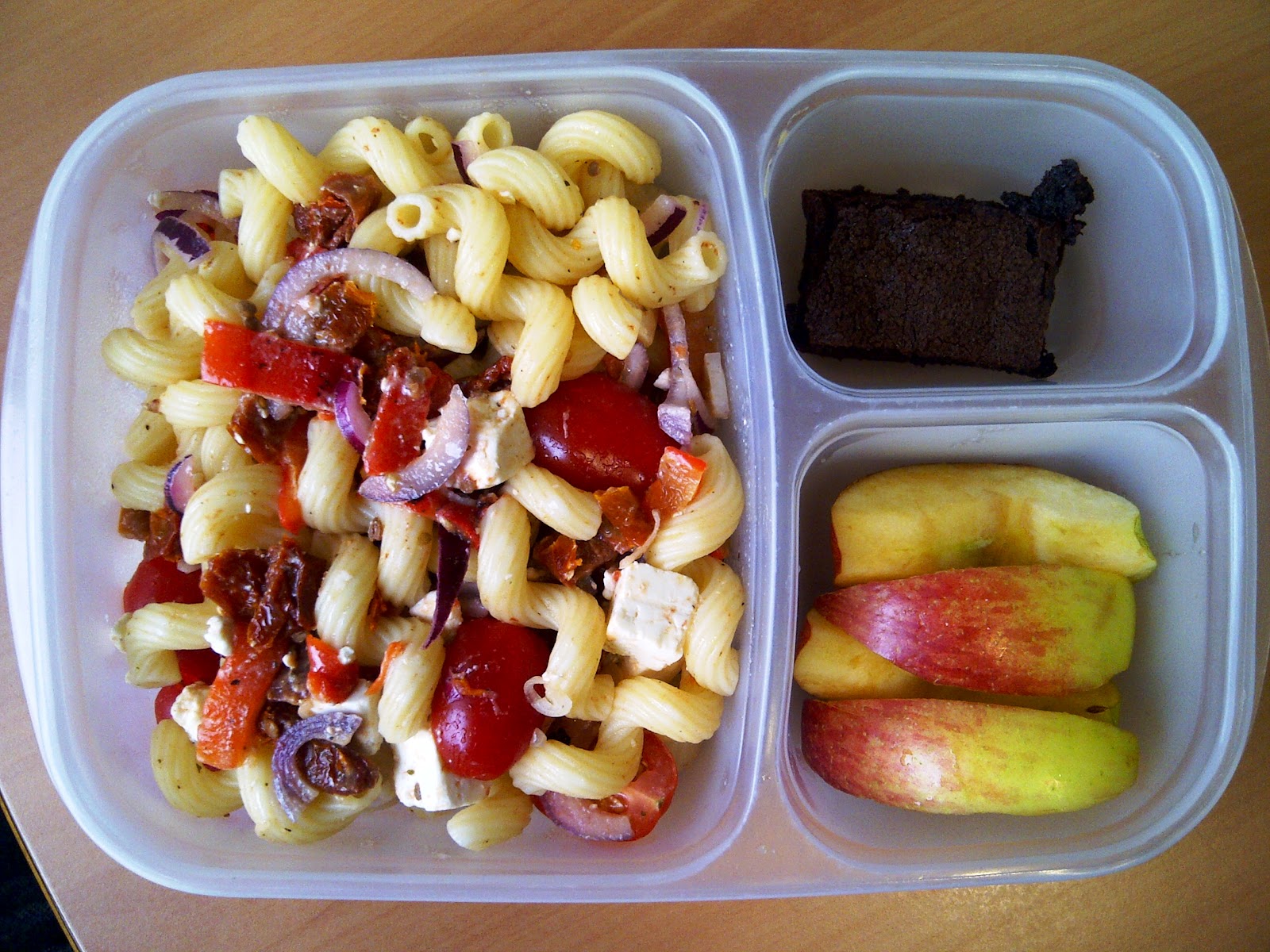 Diary of an ex-dancer...: Lunch Box - Summer Pasta Salad