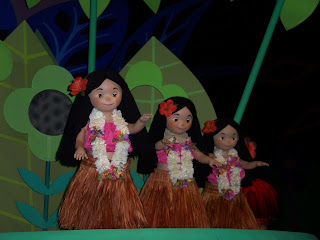 It's A Small World Hula Dancing Dolls Magic Kingdom Disney World