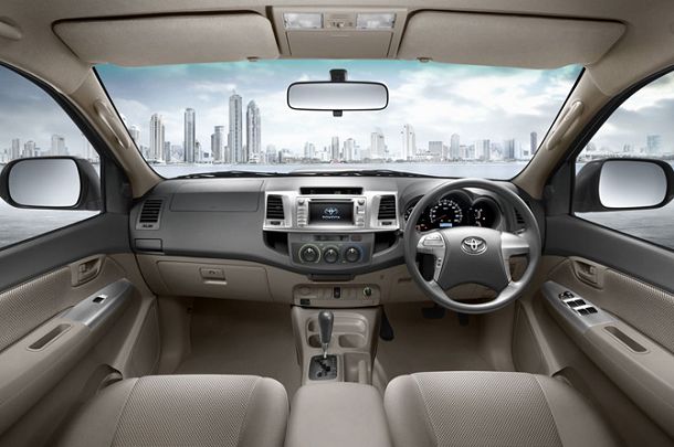 Wallpaper Car Toyota Fortuner  interior 