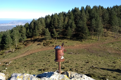 Buzón en la cima de Peña Pastores