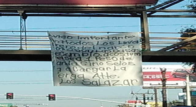 En Tijuana Baja California "Los Salazar" importante brazo armado de El Cártel de Sinaloa en narcomanta lanza amenazas se los va a cargar la v..