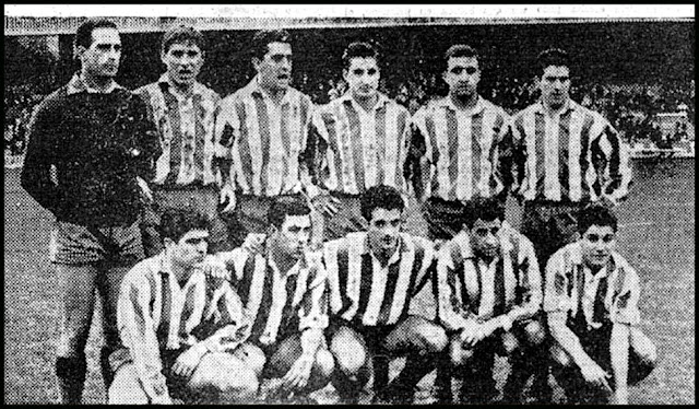 📸CLUB ATLÉTICO DE MADRID 📆5 febrero 1961 ⬆️Madinabeytia, Griffa, Callejo, Chuzo y Rivilla. ⬇️Polo, Adelardo, Amador, Peiró y Collar. C. F. BARCELONA 2 🆚 CLUB ATLÉTICO DE MADRID 0. Domingo 05/02/1961, 16:15 horas. Campeonato de Liga de 1ª División, jornada 20. Barcelona, Nou Camp. GOLES: ⚽1-0: 4’, Czibor. ⚽2-0: 79’, Evaristo.