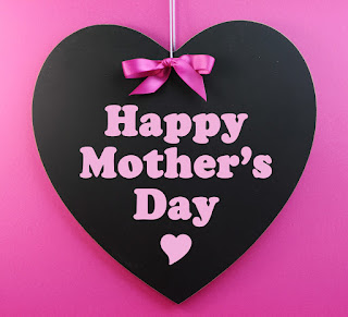 Gorgeous background of Happy mothers day Hd image with mothers day wishes and quotes in between the love symbol 