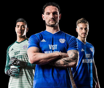  Yang akan saya share kali ini adalah termasuk kedalam home kits Released, Cardiff City 2018/19 Kit - Dream League Soccer Kits