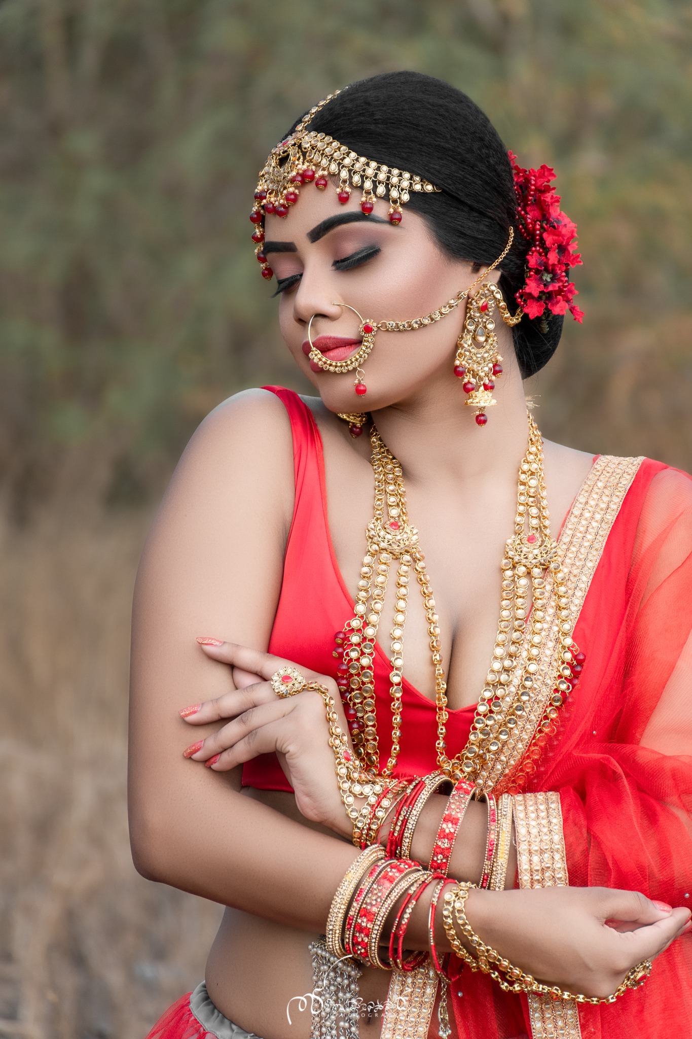 Sri Lankan Hot model, actress Thili Fernando Indian Bridal Photoshoot on 16PLUSLK.COM.  Janitha Situbandara Photography. Thili Fernando hot photos, videos. Indian Bridal NEW trends.