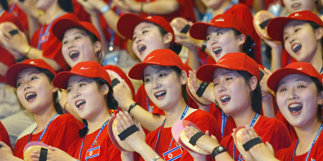 Cheerleader Korea Utara Memukau Banyak Orang 