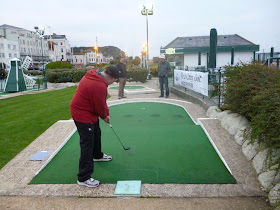 Photo of USA Minigolfer Jon Drexler playing Crazy Golf in Hastings, England