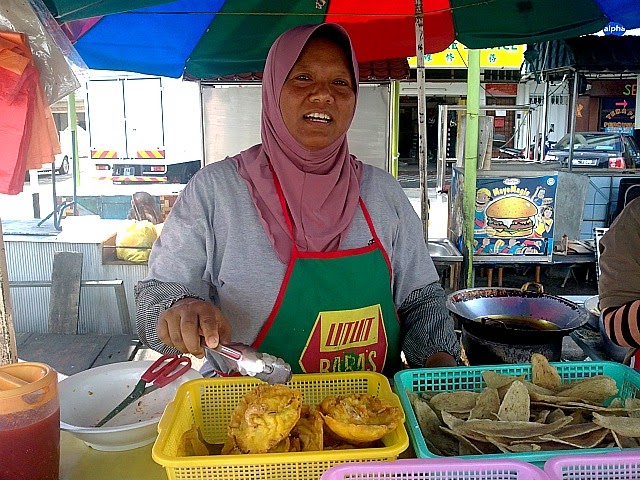 FauziahSamad.com: Gerai Kuih Favorite Kjee - Warung Cik 