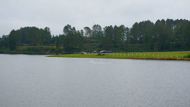 Danau Aek Natonang Samosir