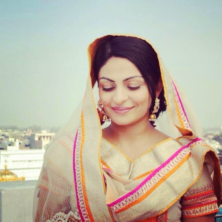 Neeru Bajwa HD wallpapers Free Download