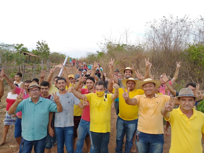 Dida e Tema garante apoio das famílias da Vila Ludugero povoado Arara