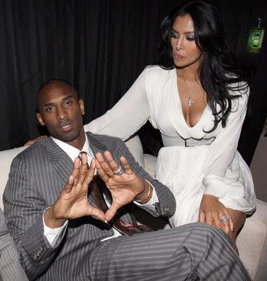 kobe bryant wife 2011. kobe bryant wife photo. kobe