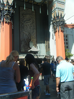 Lapins Crétins sur Hollywood Boulevard - Chinese Theater