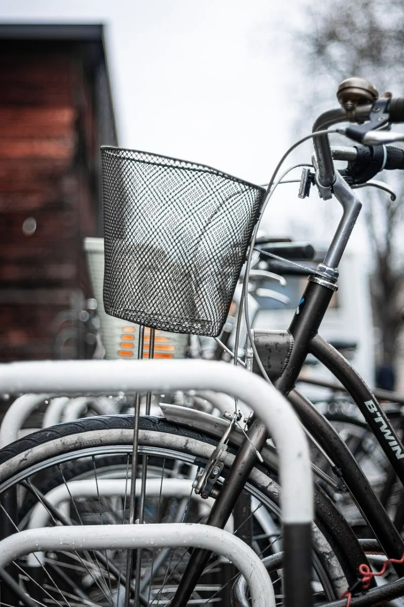 Estacionamientos para bicicletas en edificios públicos