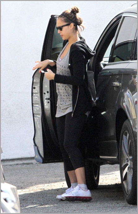 Jessica Alba Pregnant Jessica Alba Arriving 8