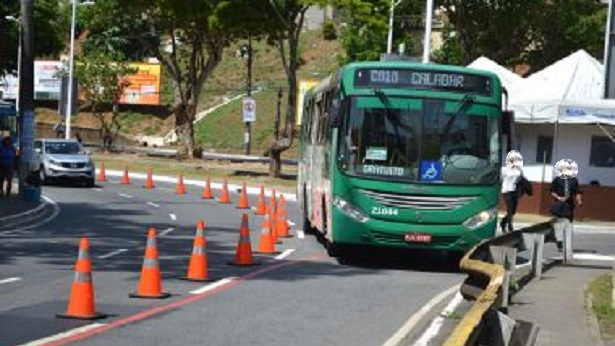 Passagem de ônibus em Salvador deve ir a R$ 4,90 na quarta-feira