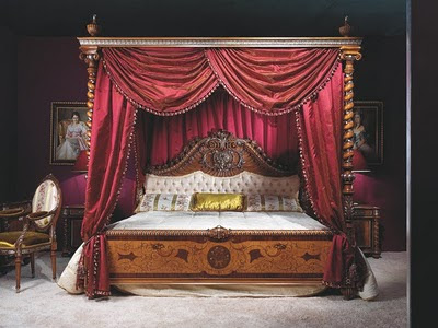 Contemporary Canopy Bedroom Sets on Rococo Bedroom Italian Luxury Furniture   Set With Marvelous Canopy
