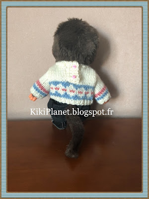 Pull jacquard Blanc/bleu fait main pour Kiki ou Monchhichi, tricot, vêtement poupée, jouet vintage, knitting