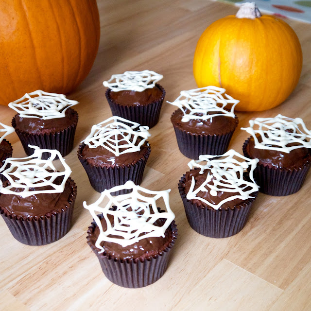 halloween red velvet cupcakes