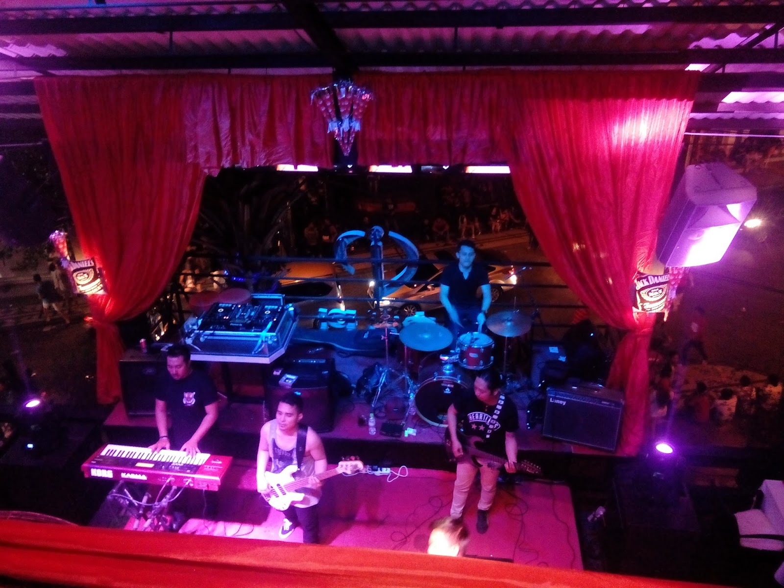 Foto Sexy DJ Chasandra Live Perfomance Di Vi Ai Pi Legian Bali