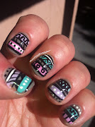 Well folks, here I am showing you tribal nails because I've been obsessed . (tribal nails )