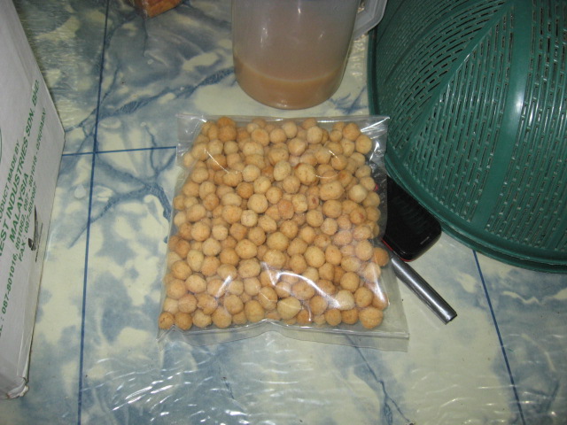 Kacang salut