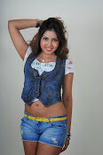 Komal Jha trendy Photo shoot Gallery-thumbnail-8