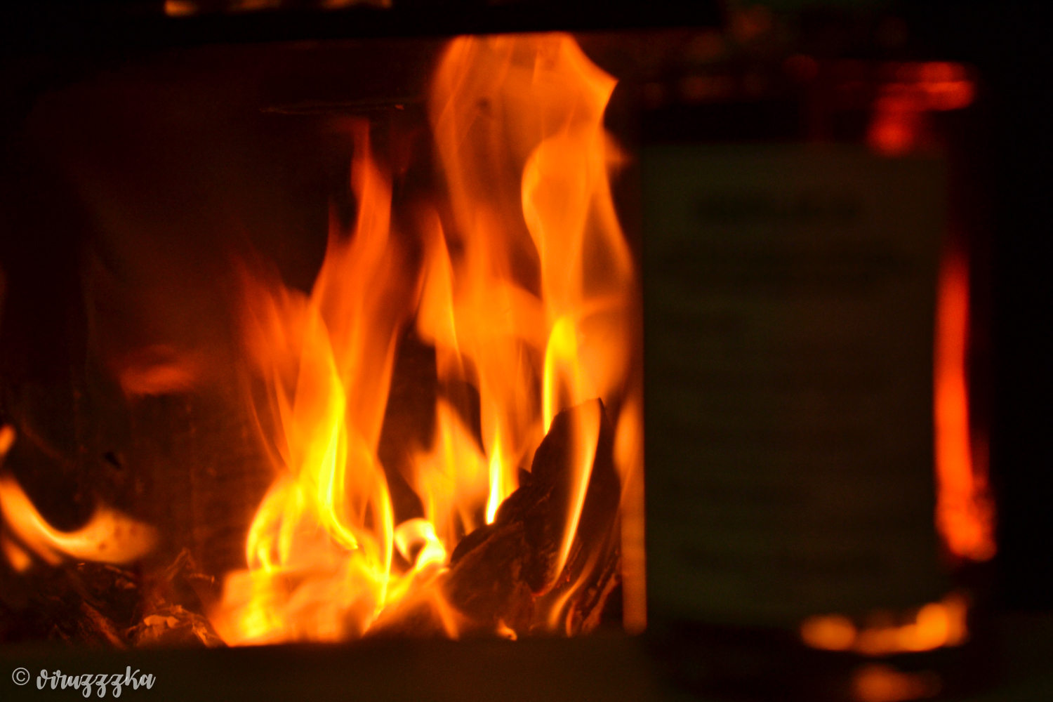 Maison Margiela By the Fireplace Eau de Toilette Reviews Photos