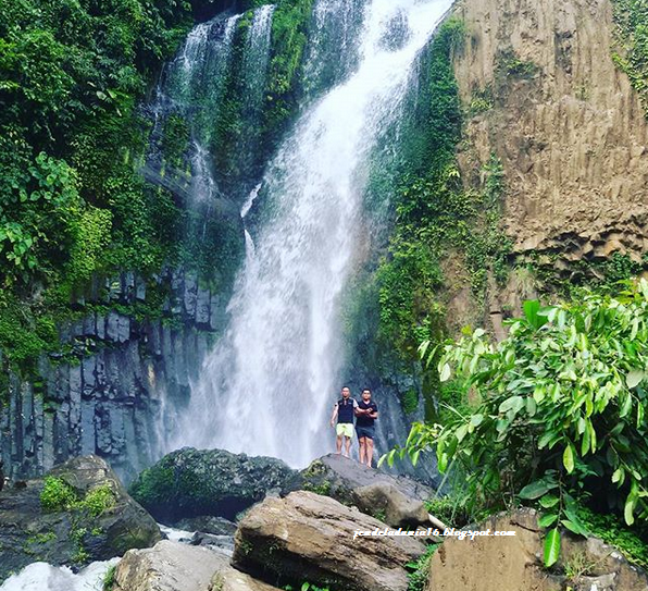 [http://FindWisata.blogspot.com] Mengeksplor Pesona Keindahan Air Terjun Lembah Pelangi Tanggamus