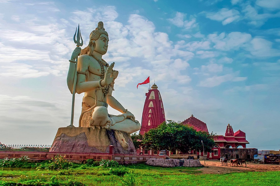 Nageshwar Jyotirlinga Temple