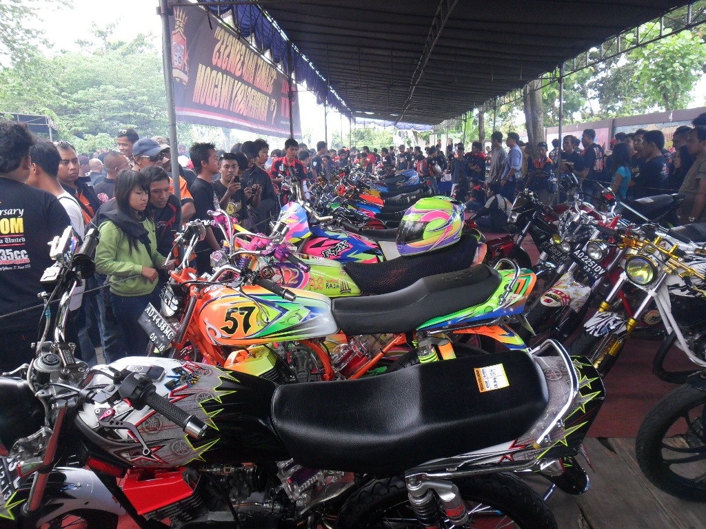 Koleksi Modifikasi  Motor  Tasikmalaya  Terbaru Modifikasi  