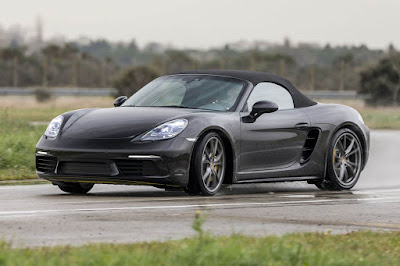 Porsche 718 Boxster S 2018 Review, Price, Specs