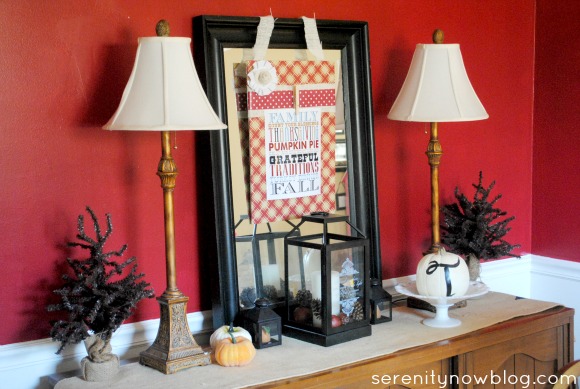 Thanksgiving Decorative Display Board, from Serenity Now blog