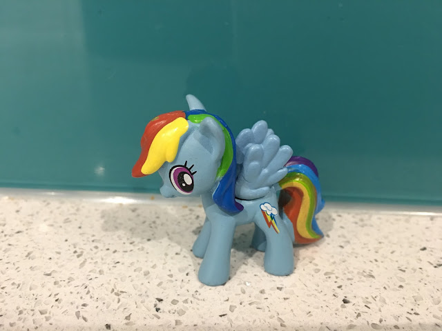 Rainbow Dash toy