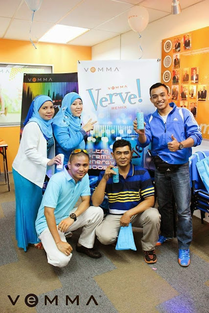 Bergambar bersama team affiliate Vemma